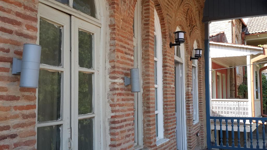 Hotel Golden Lion Signagi Exterior foto
