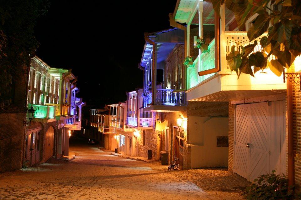 Hotel Golden Lion Signagi Exterior foto